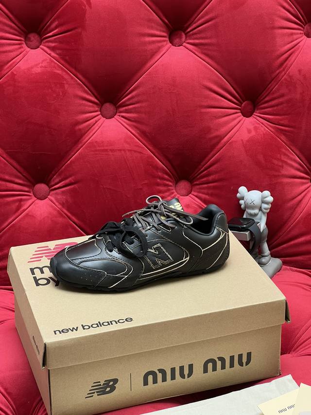 独家实拍 顶级版本 Miumiu X New Balance 联名款nb运动鞋 Miu Miu 缪缪大秀上爆出的这双与new Balance 新百伦联名款运动